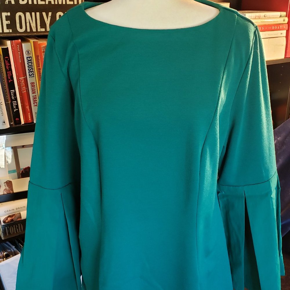 ELOQUII Emerald Green Blouse w/ Bell Sleeves 16